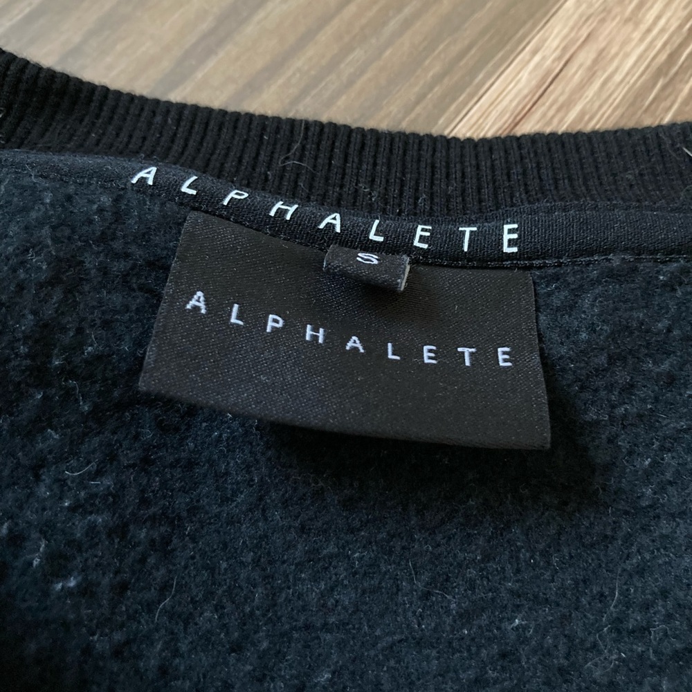 Alphalete Work Out Set - Picture 3 of 9